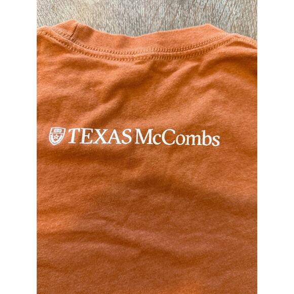 UNIVERSITY of TEXAS UT Longhorns McCombs School of Business Tee T-Shirt S - Picture 3 of 6